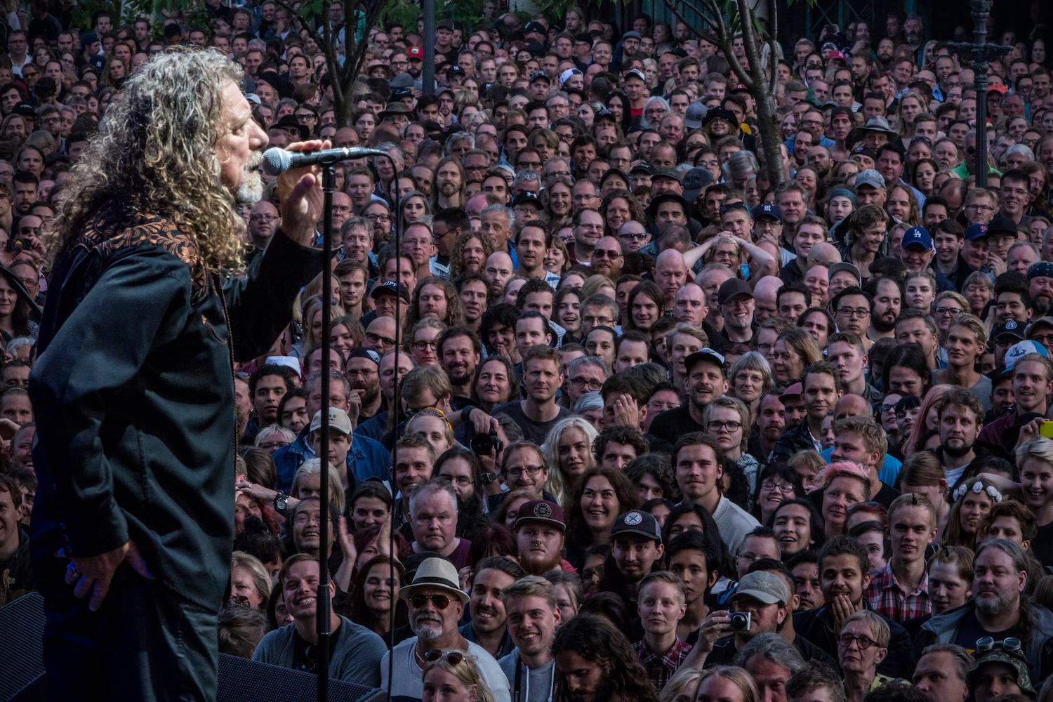 Robert Plant Announces 2016 US Tour Dates