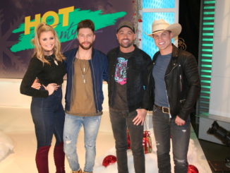 DUSTIN LYNCH BRINGS THE HEAT WITH HIS SIZZLING NEW “SEEIN’ RED” MUSIC VIDEO WHILE CO-HOSTING CMT HOT 20 COUNTDOWN THIS WEEKEND (12/3, 12/4)