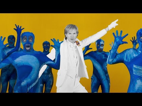 BECK: “COLORS" DIRECTED BY EDGAR WRIGHT - AVAILABLE EXCLUSIVELY ON APPLE MUSIC