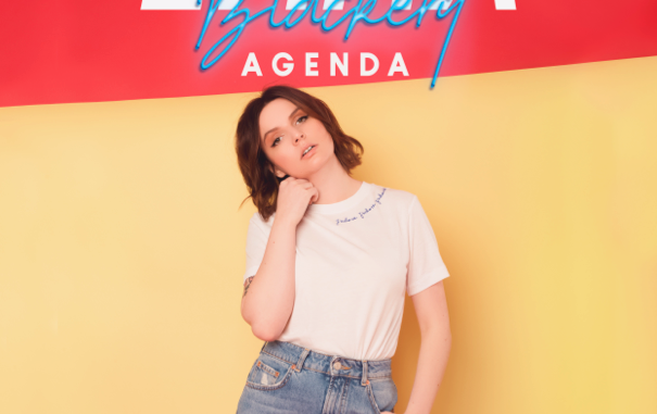 Rising pop star Emma Blackery releases new single 'Agenda'
