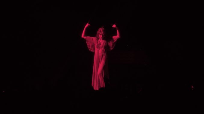 FLORENCE + THE MACHINE DEBUT NEW SONGS “MODERATION” AND “HAUNTED HOUSE”