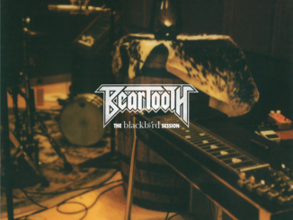Beartooth Announce "The Blackbird Session" EP + Premiere Acoustic Twangy Version of "Clever" At Taste of Country + Loudwire