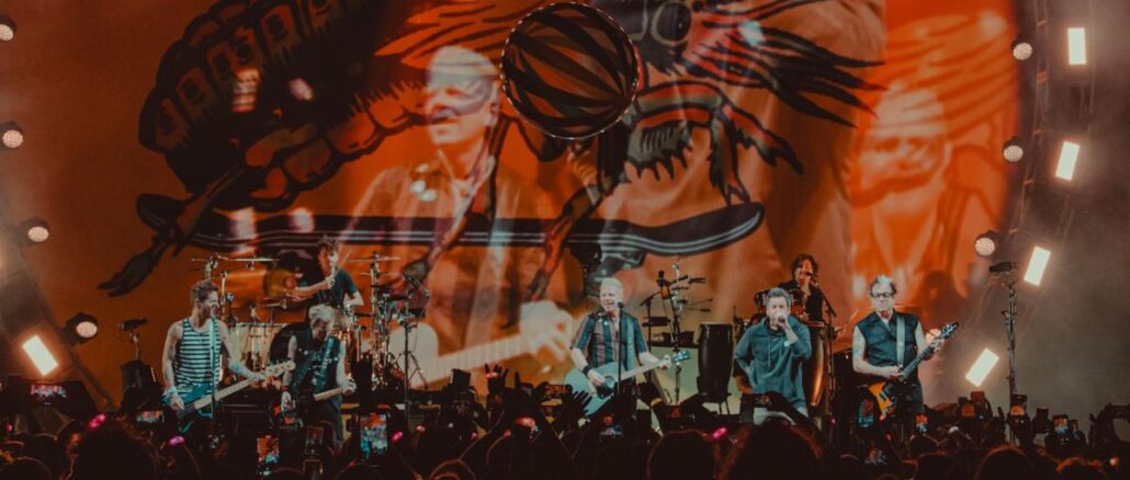 The Offspring, Sum 41 And Simple Plan Team Up For "Why Don’t You Get A Job?”