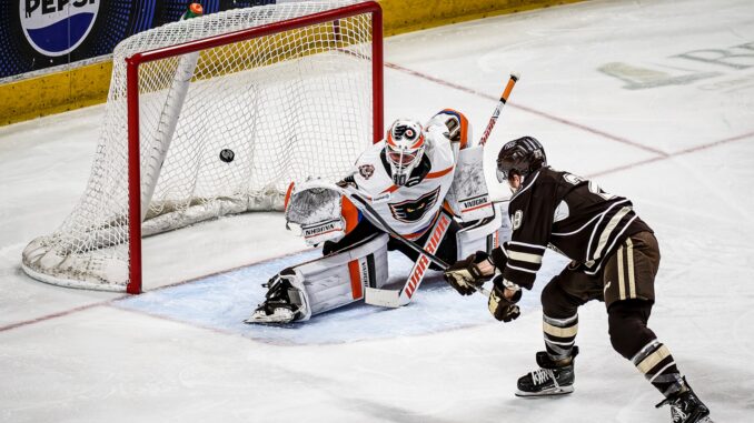Frank Powers Bears to 5-1 Game 2 Win Over Phantoms