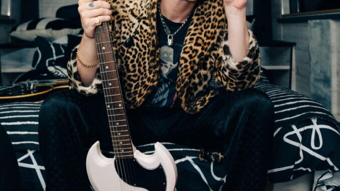 YUNGBLUD, Chart-Topping UK Singer and Songwriter, Debuts First-ever Signature Guitar, the Epiphone SG Junior