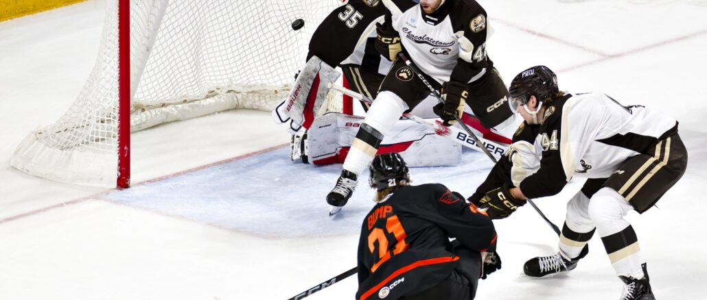 Phantoms Edge Bears in Season Finale Thriller at GIANT Center